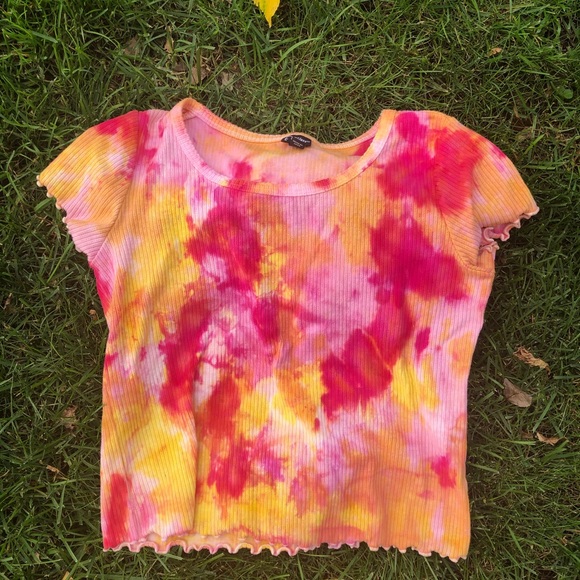 Tops - Tie Dye Cropped Shirt size XS